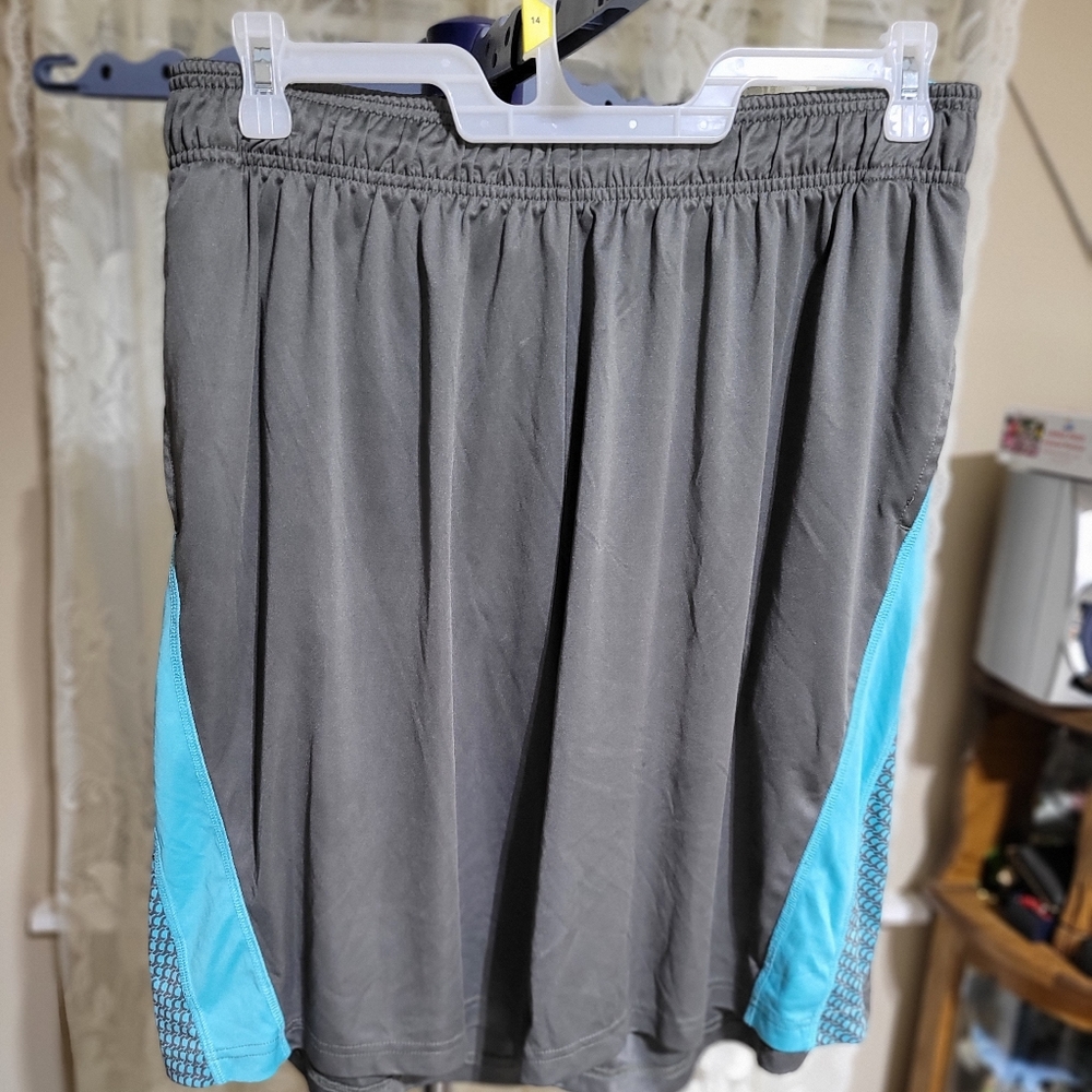 (2499) Highland, Mens Shorts, Size XL,  Turquoise and Grey